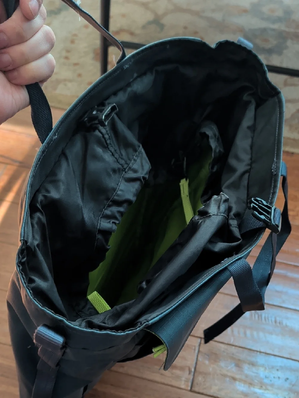 Mammut Neon Shuttle 30L Backpack Men's Blue and Black Daypack Tote